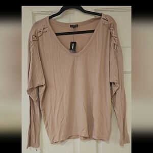 Bundle Lace Express Shirts